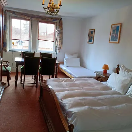 Altenmedinger Hof Bed & Breakfast *