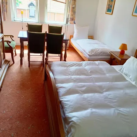 Altenmedinger Hof Bed & Breakfast *
